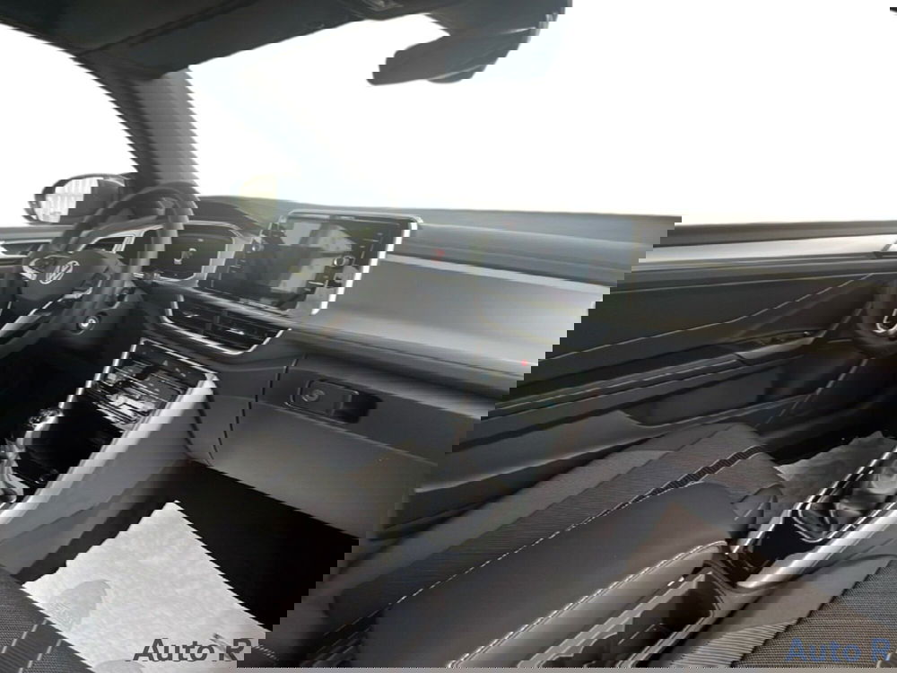 Volkswagen T-Roc Cabrio nuova a Potenza (11)