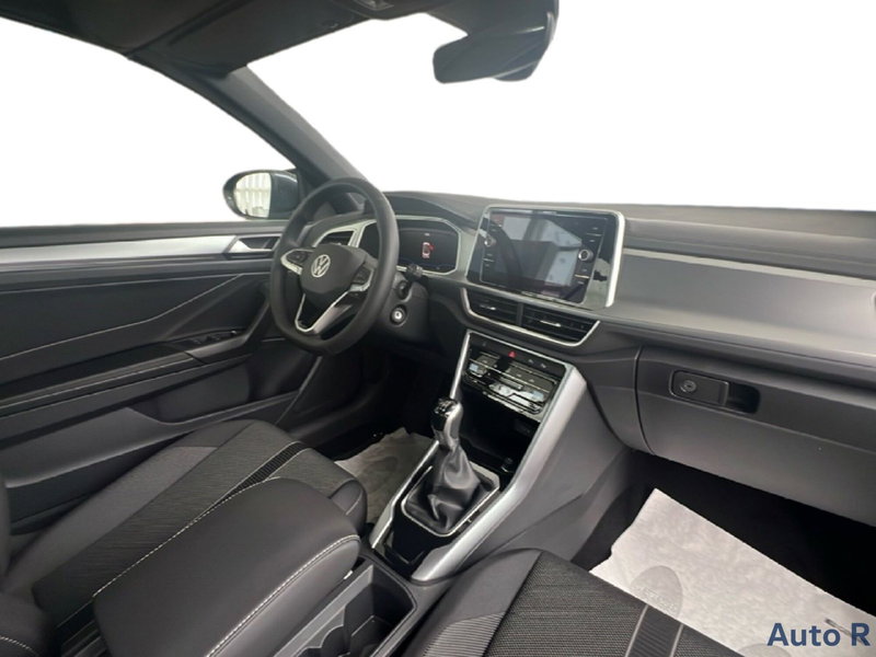 Volkswagen T-Roc Cabrio nuova a Potenza (11)