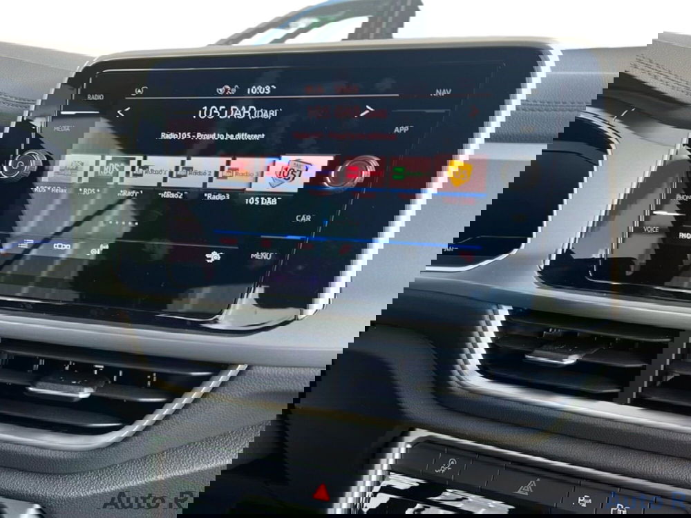 Volkswagen T-Roc Cabrio nuova a Potenza (12)