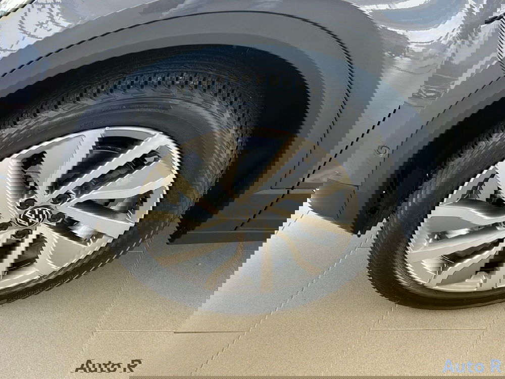 Volkswagen T-Roc Cabrio nuova a Potenza (16)