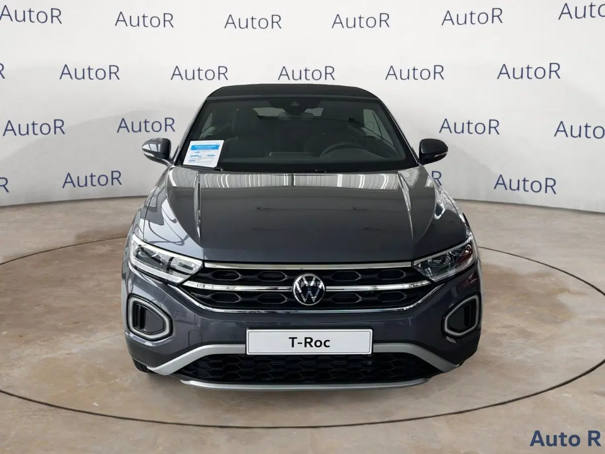 Volkswagen T-Roc Cabrio nuova a Potenza (3)