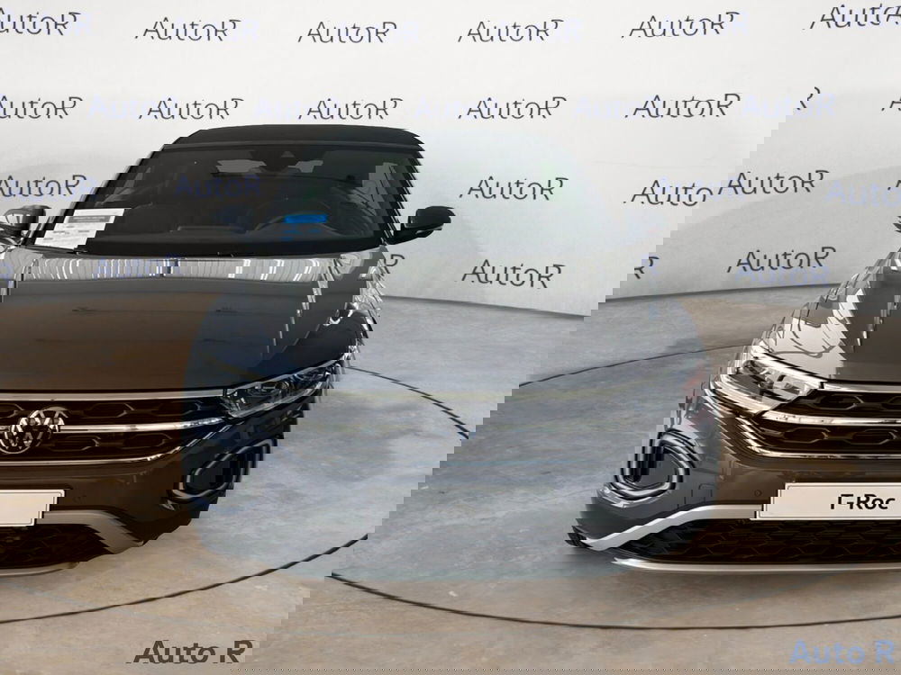 Volkswagen T-Roc Cabrio nuova a Potenza (3)