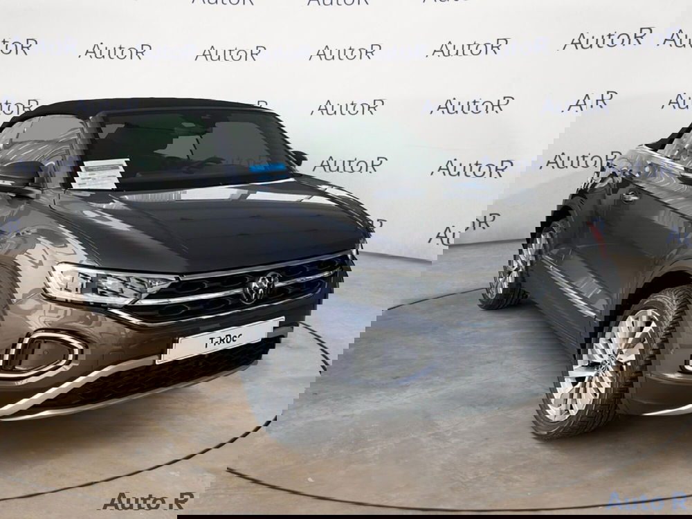 Volkswagen T-Roc Cabrio nuova a Potenza (4)
