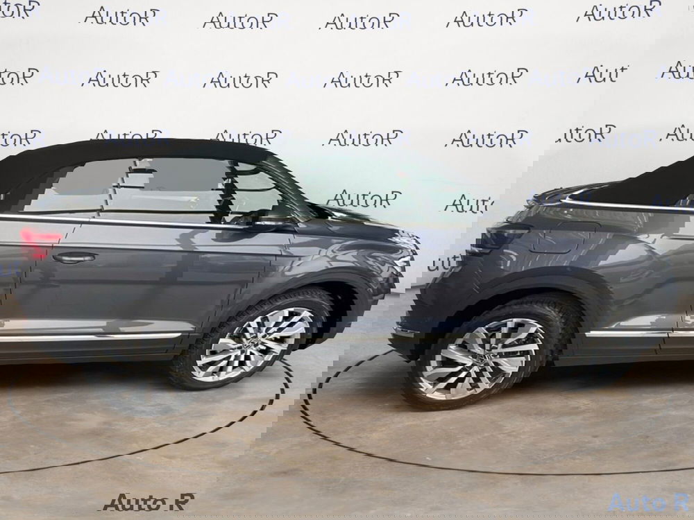 Volkswagen T-Roc Cabrio nuova a Potenza (5)