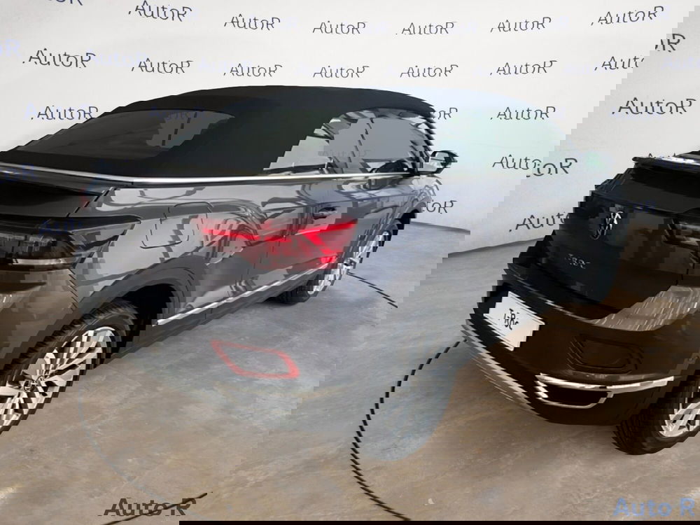 Volkswagen T-Roc Cabrio nuova a Potenza (6)