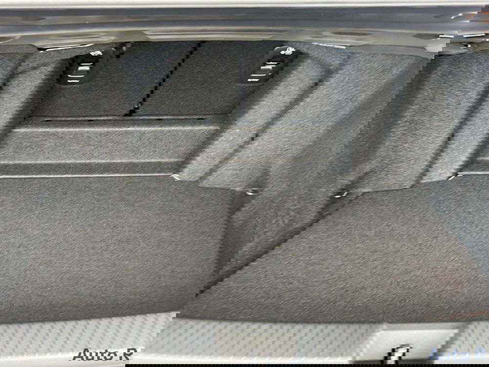 Volkswagen T-Roc Cabrio nuova a Potenza (8)