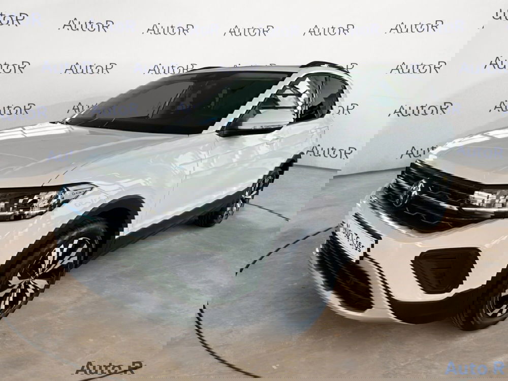 Volkswagen T-Cross nuova a Potenza