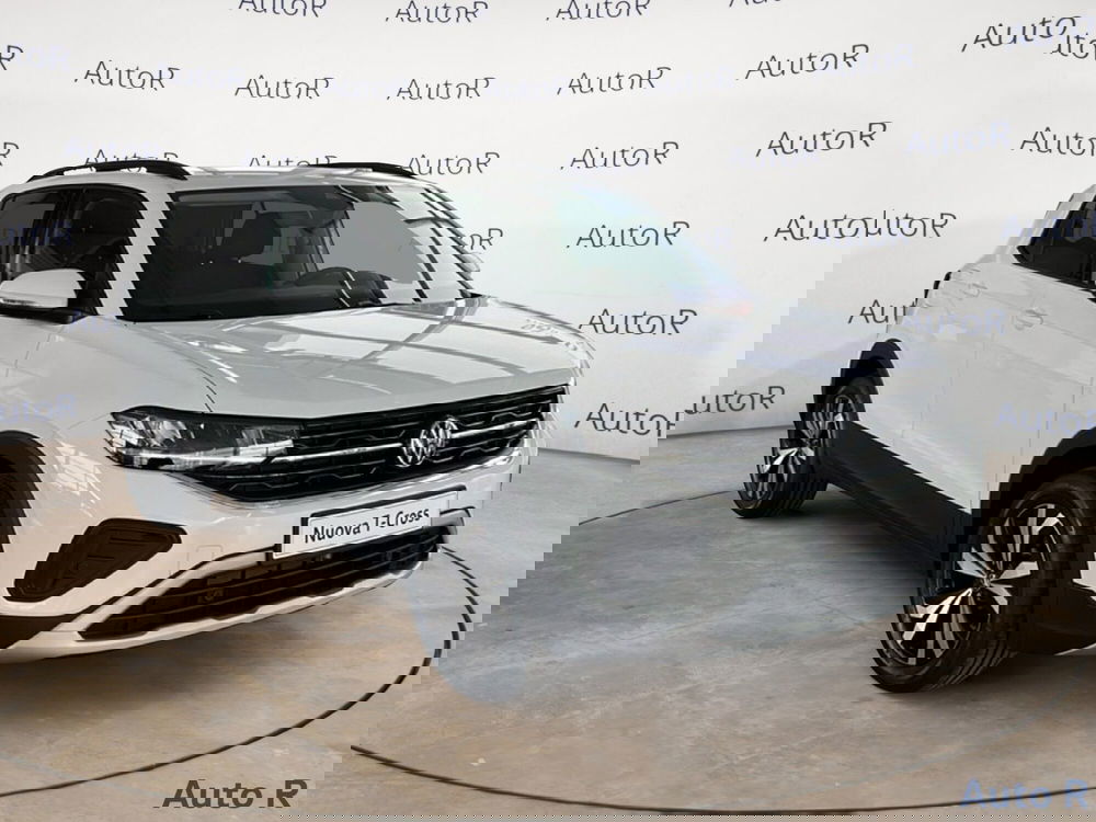 Volkswagen T-Cross nuova a Potenza (4)