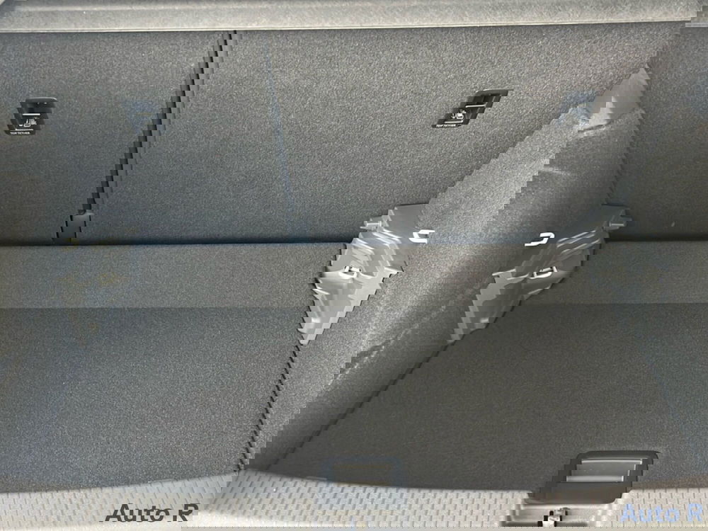 Volkswagen T-Cross nuova a Potenza (8)