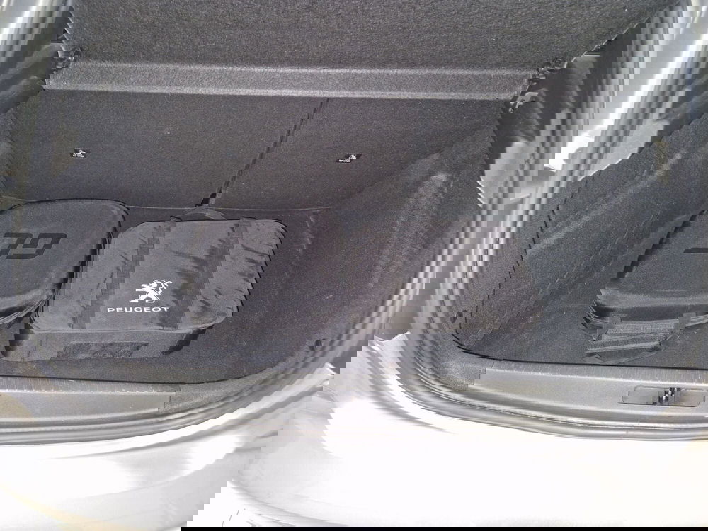 Peugeot 208 usata a Varese (7)