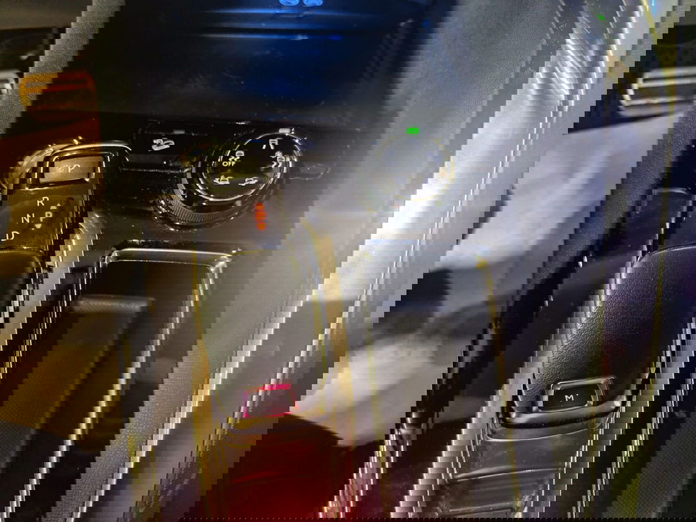 Peugeot 3008 usata a Milano (20)