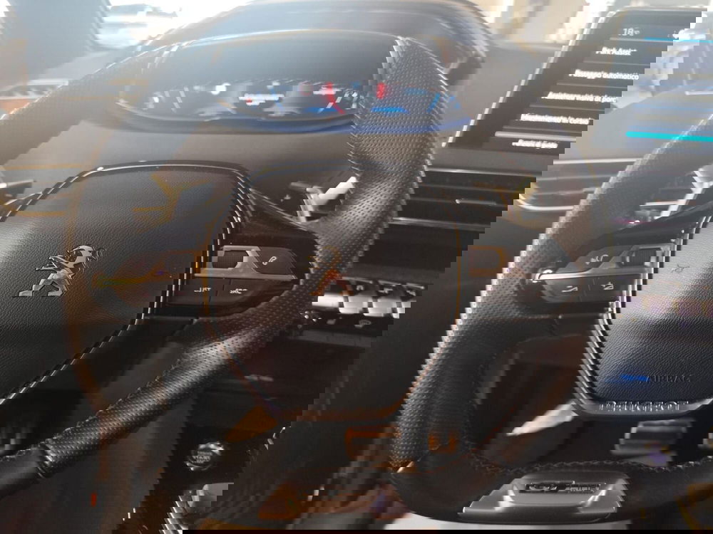 Peugeot 3008 usata a Milano (9)