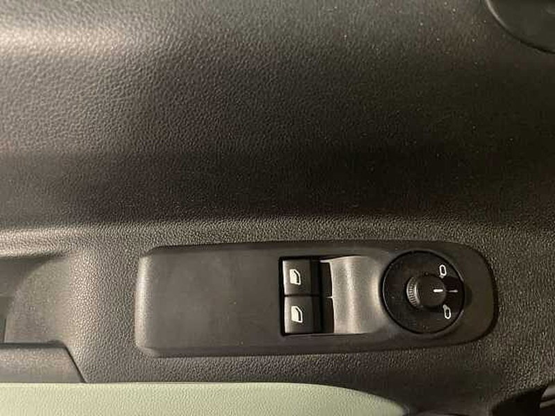 Citroen Berlingo usata a Salerno (13)