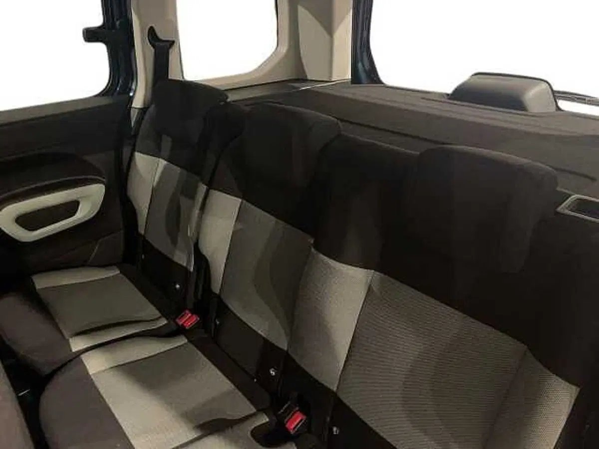 Citroen Berlingo usata a Salerno (14)