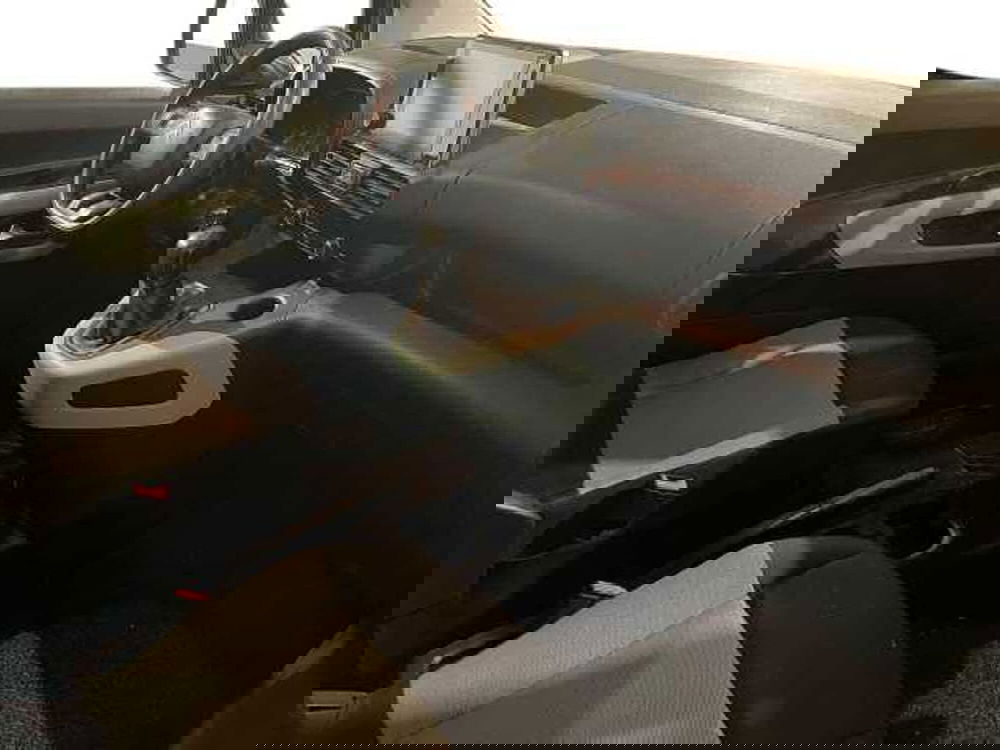 Citroen Berlingo usata a Salerno (15)