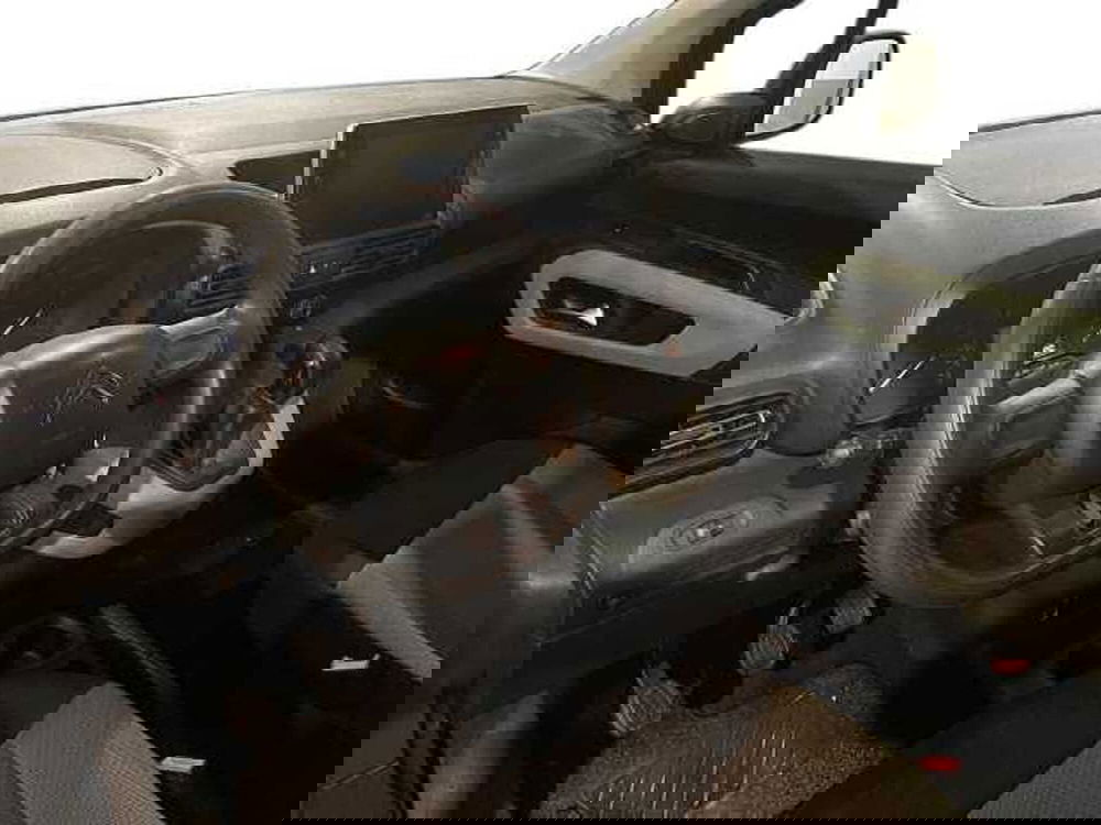 Citroen Berlingo usata a Salerno (9)