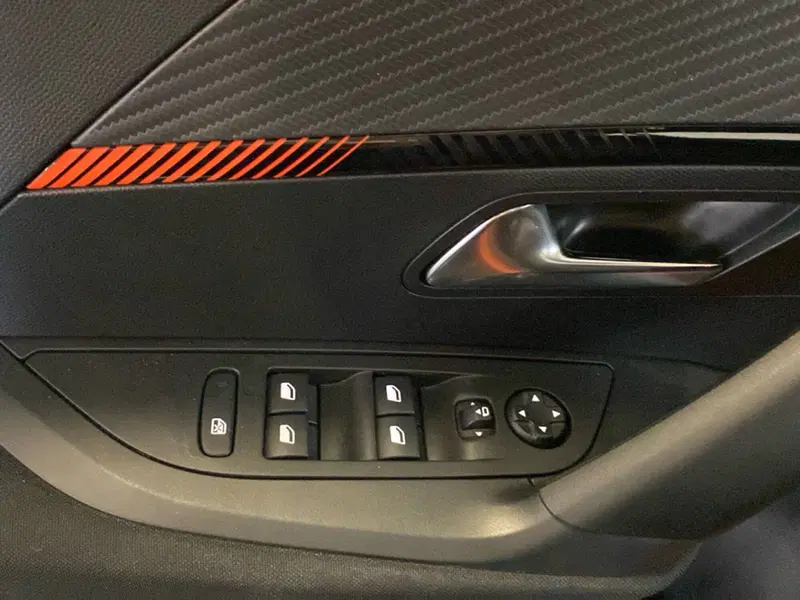 Peugeot 2008 usata a Catanzaro (15)