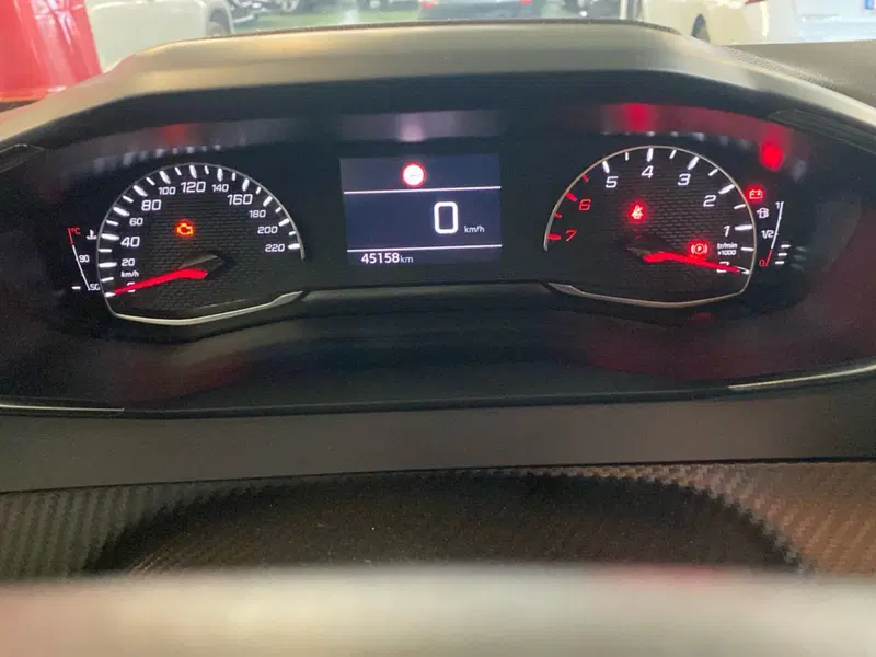 Peugeot 2008 usata a Catanzaro (9)