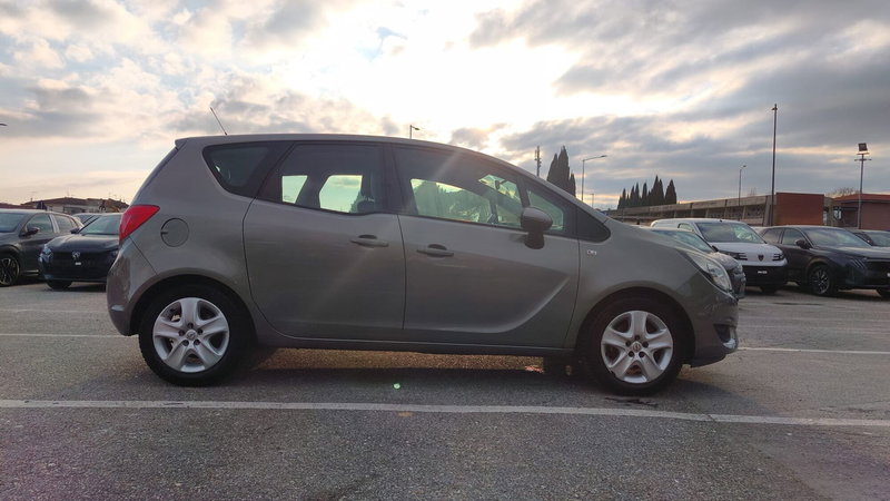 Opel Meriva usata a Firenze (10)
