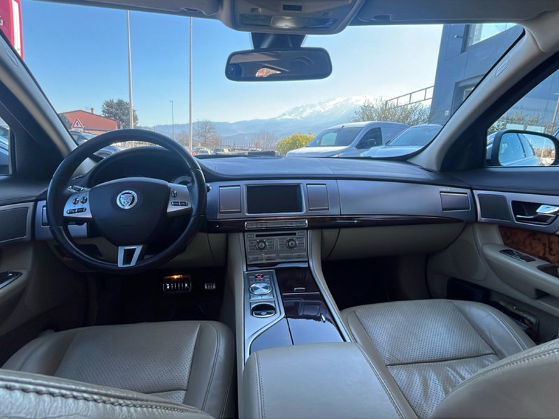 Jaguar X-Type usata a L'Aquila (15)