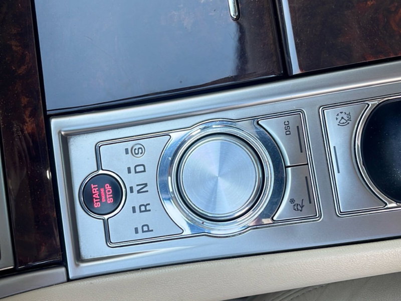 Jaguar X-Type usata a L'Aquila (18)