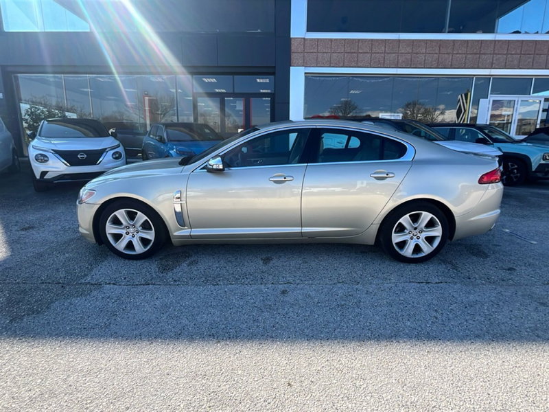 Jaguar X-Type usata a L'Aquila (2)