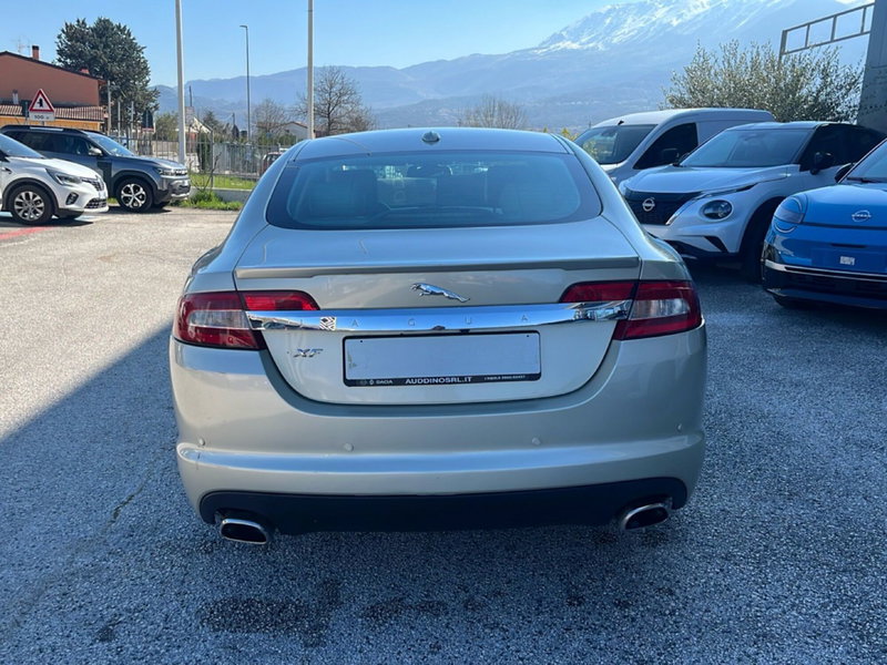 Jaguar X-Type usata a L'Aquila (4)