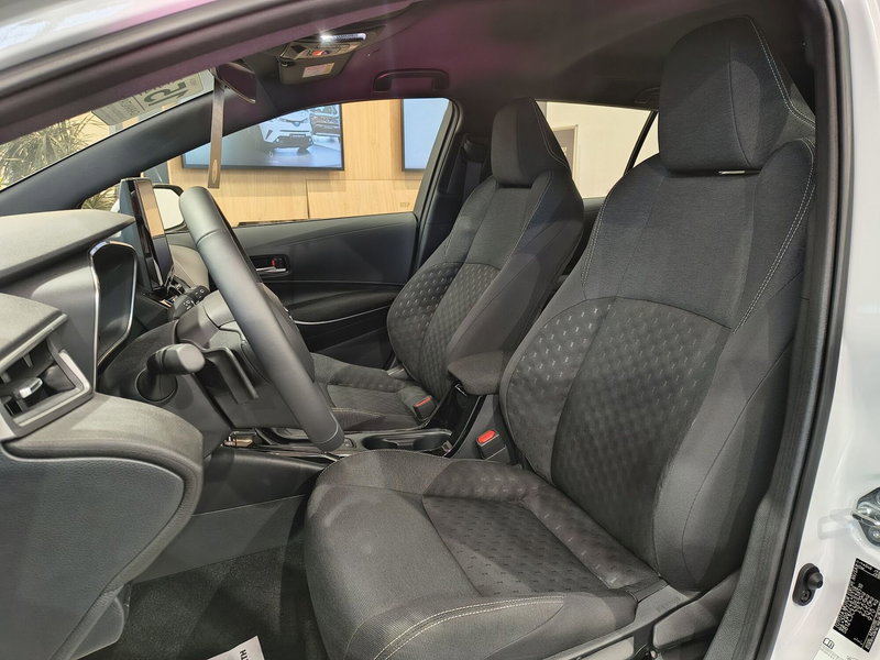 Toyota Corolla Touring Sports nuova a Catanzaro (14)