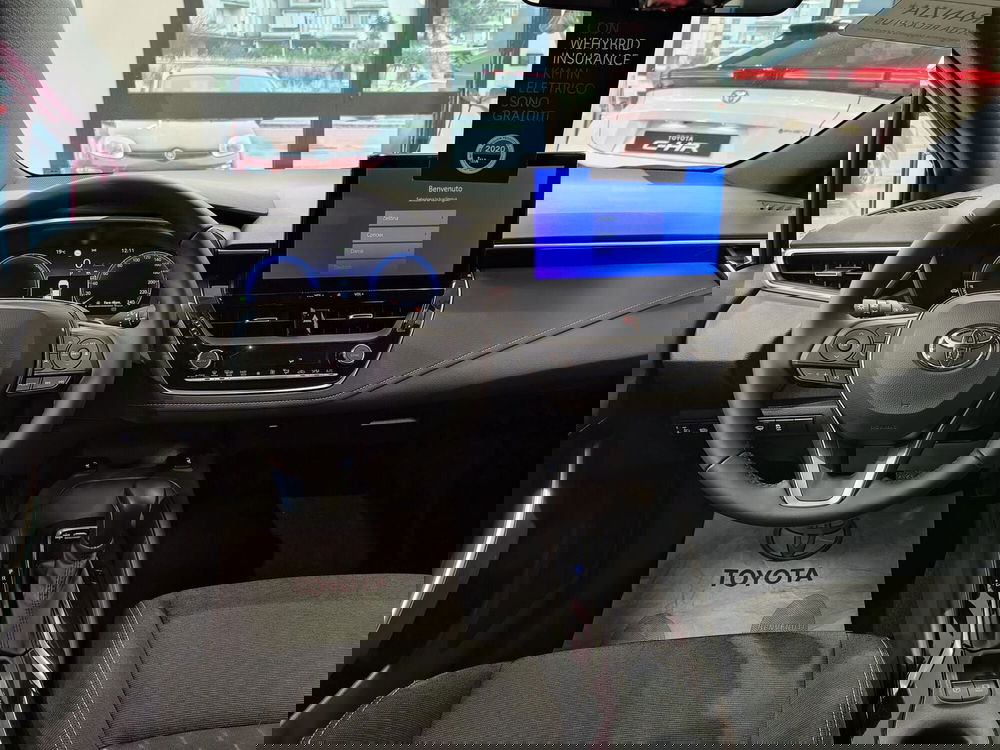 Toyota Corolla Touring Sports nuova a Catanzaro (15)