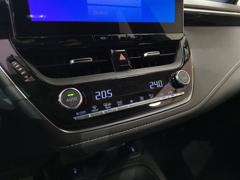 Toyota Corolla Touring Sports nuova a Catanzaro (19)