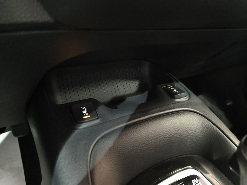 Toyota Corolla Touring Sports nuova a Catanzaro (20)