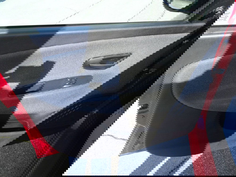 Lancia Ypsilon usata a Lucca (8)