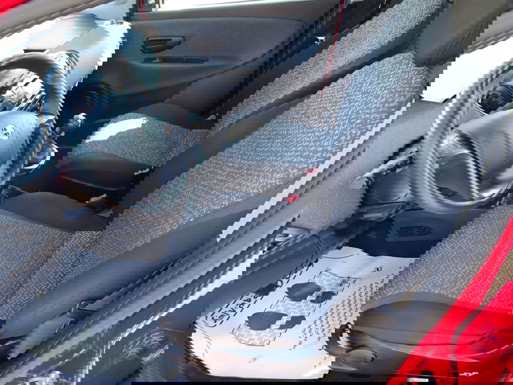 Lancia Ypsilon usata a Lucca (9)