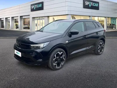Opel Grandland 1.5 diesel Ecotec aut. GS Line del 2024 usata a Foggia