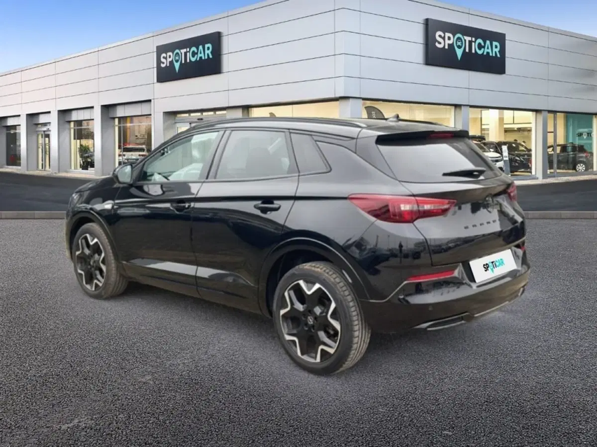 Opel Grandland usata a Foggia (7)