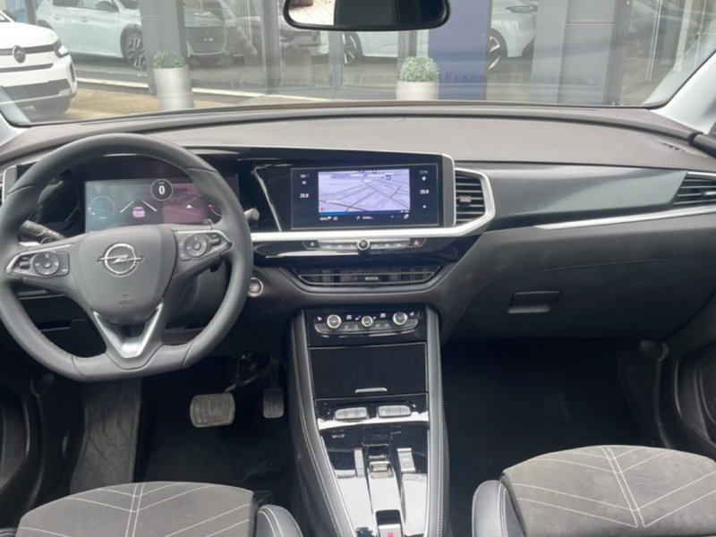 Opel Grandland usata a Foggia (8)