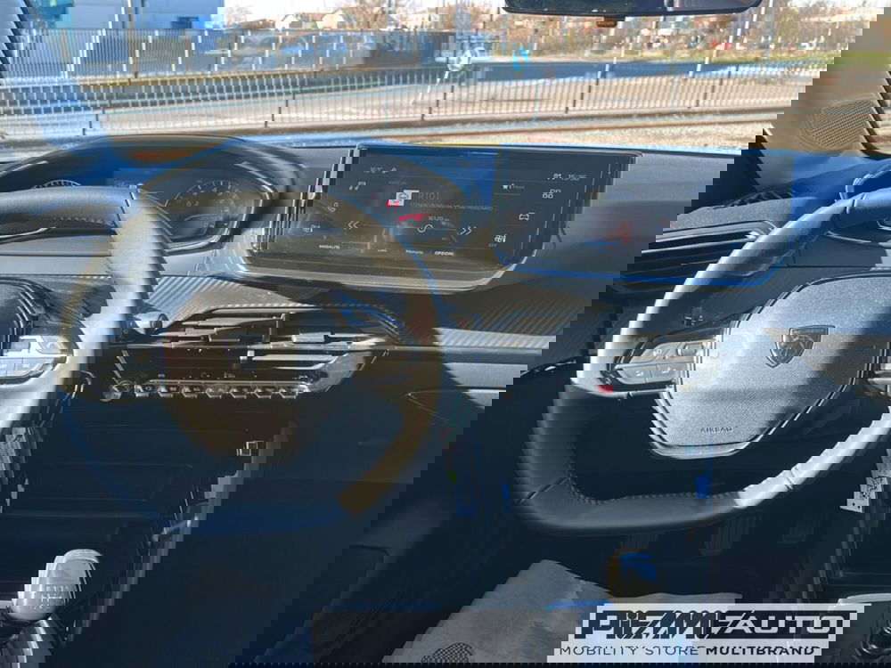 Peugeot 208 nuova a Piacenza (11)