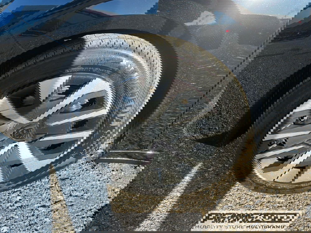 Peugeot 208 nuova a Piacenza (19)