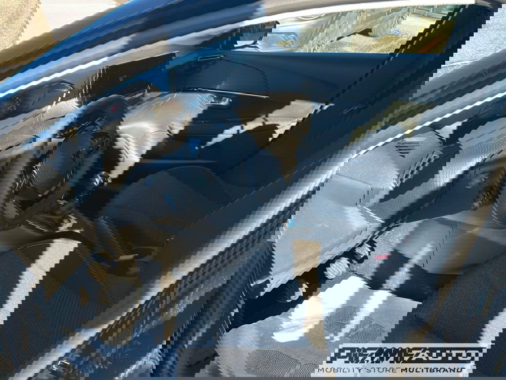 Peugeot 208 nuova a Piacenza (9)