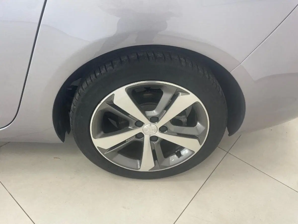 Peugeot 308 SW usata a Palermo (11)