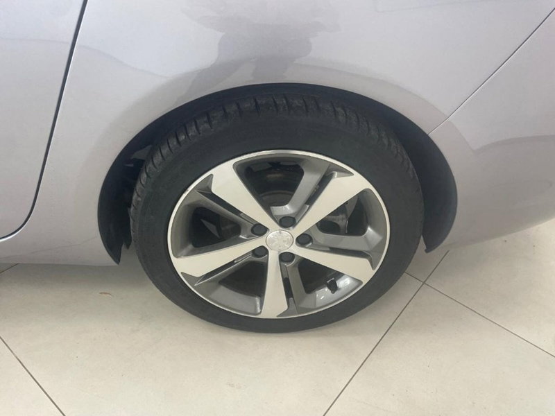 Peugeot 308 SW usata a Palermo (11)