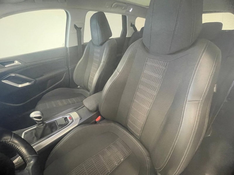 Peugeot 308 SW usata a Palermo (13)