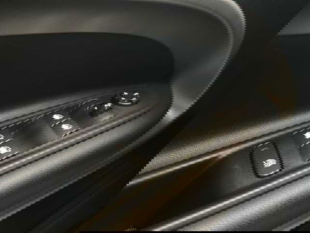 Jeep Avenger usata a Ravenna (16)