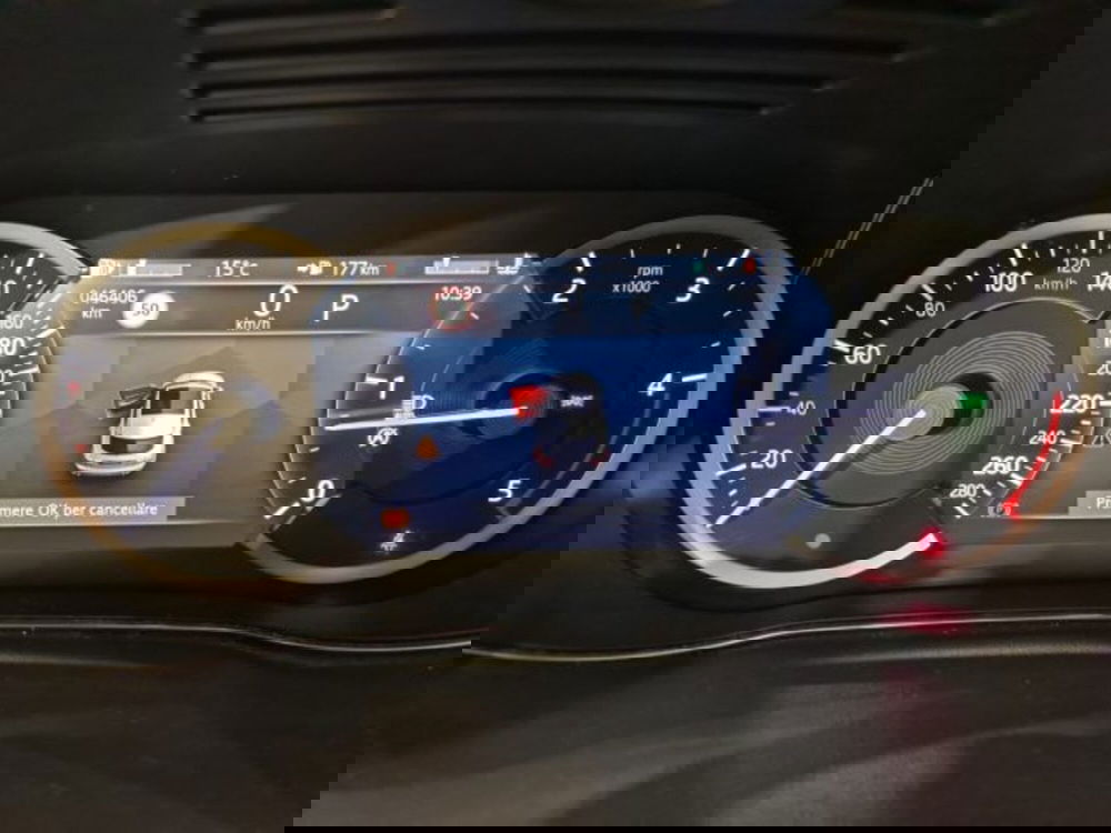 Jaguar E-Pace usata a Livorno (11)