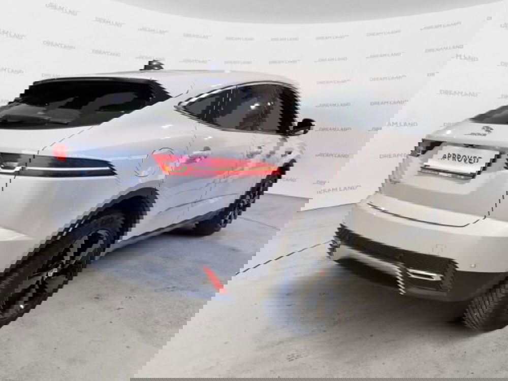 Jaguar E-Pace usata a Livorno (3)