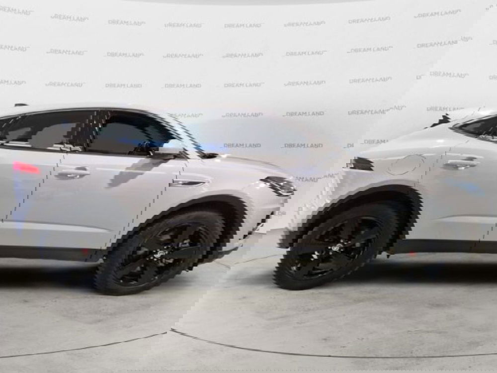 Jaguar E-Pace usata a Livorno (7)