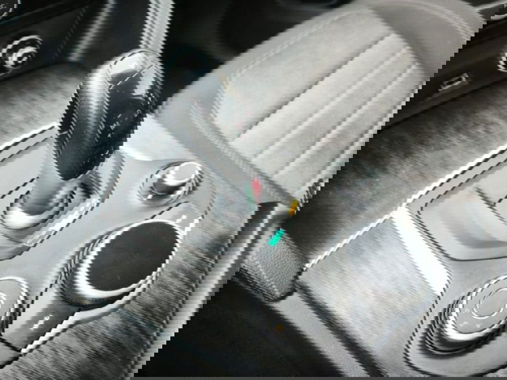 Alfa Romeo Stelvio usata a Livorno (7)