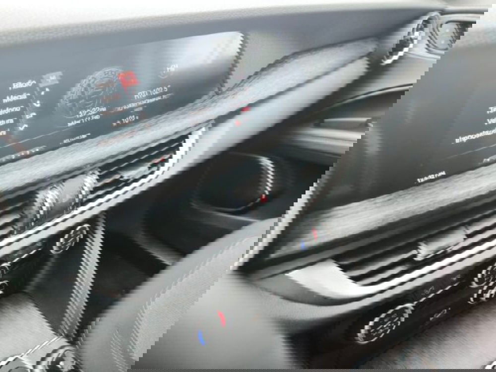 Alfa Romeo Stelvio usata a Livorno (8)