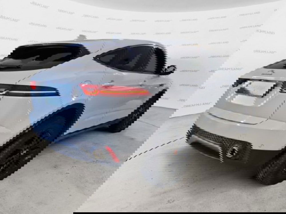 Jaguar E-Pace usata a Livorno (7)