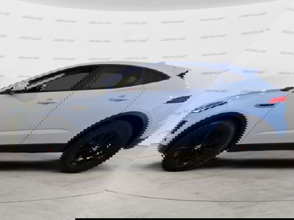 Jaguar E-Pace usata a Livorno (8)